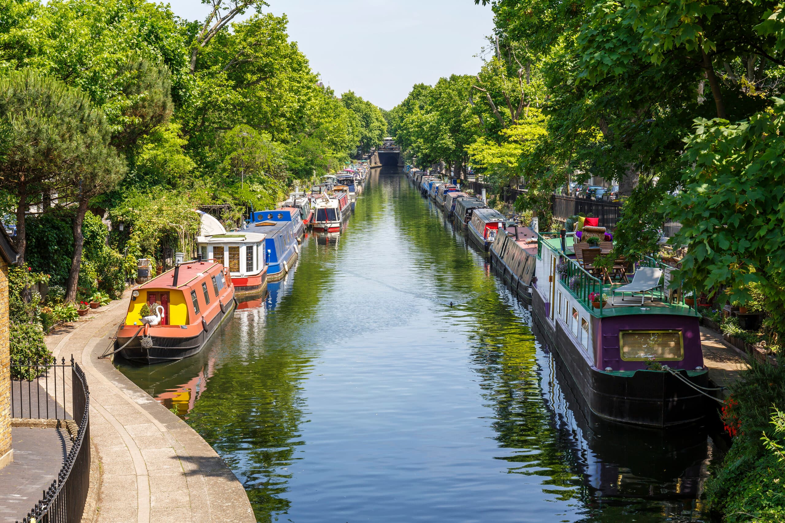 🛥️Offline Women Explore Regent’s Canal